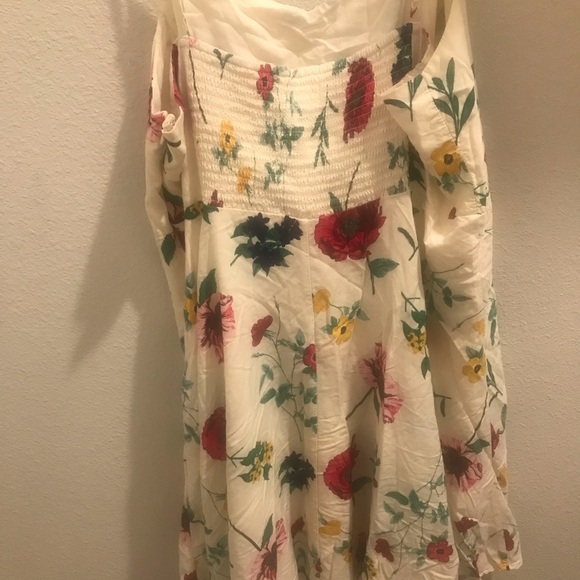Old Navy Floral Sleeveless Dress NWOT - Picture 2 of 4